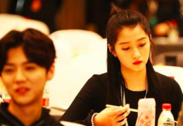 娱乐圈吃瓜鹿晗关晓彤,娱乐圈的甜蜜瓜果,揭秘他们的爱情故事